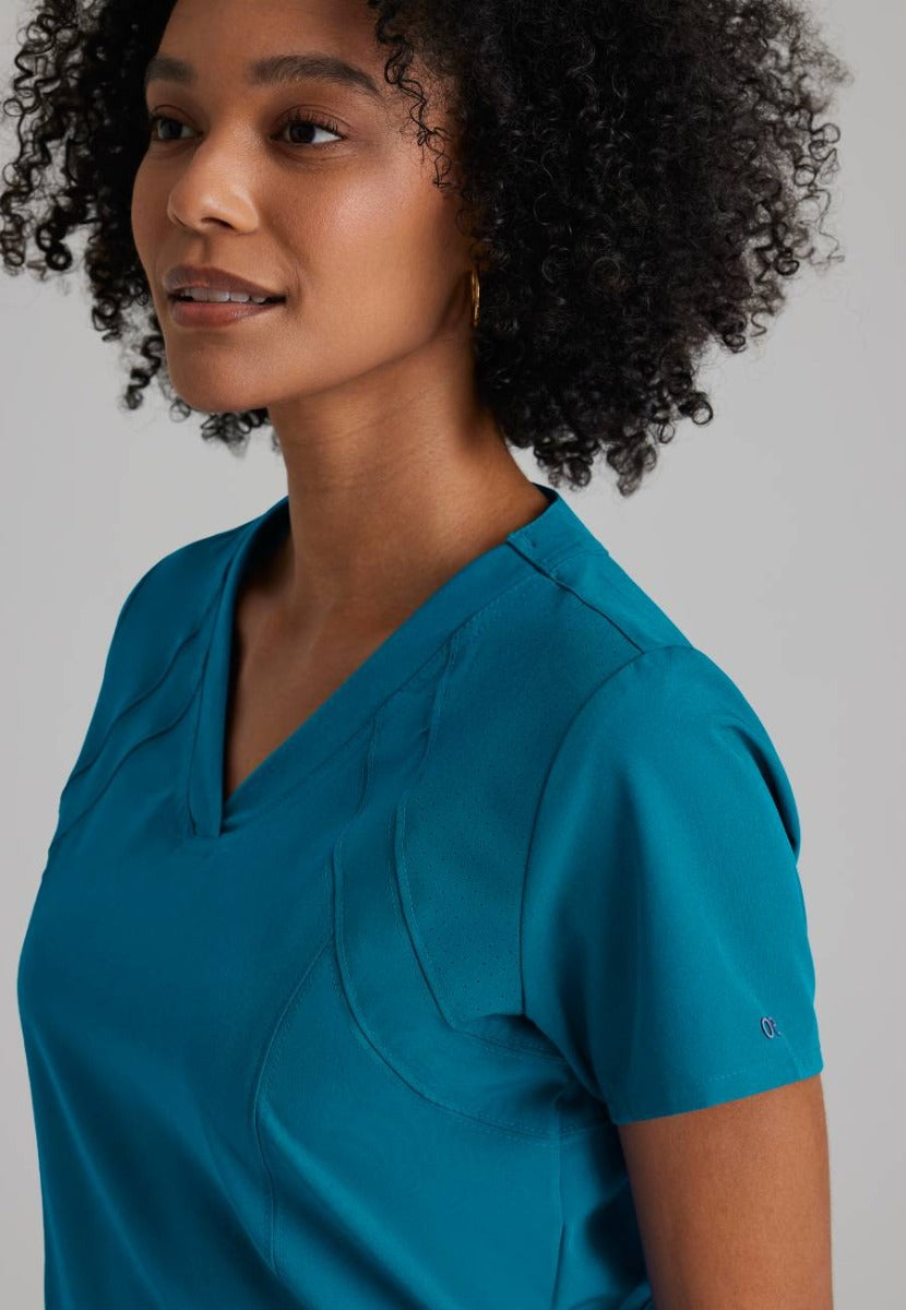 Barco One 4 Pocket V-Neck Perforated Panel Scrub Top | Bahama / Caribbean