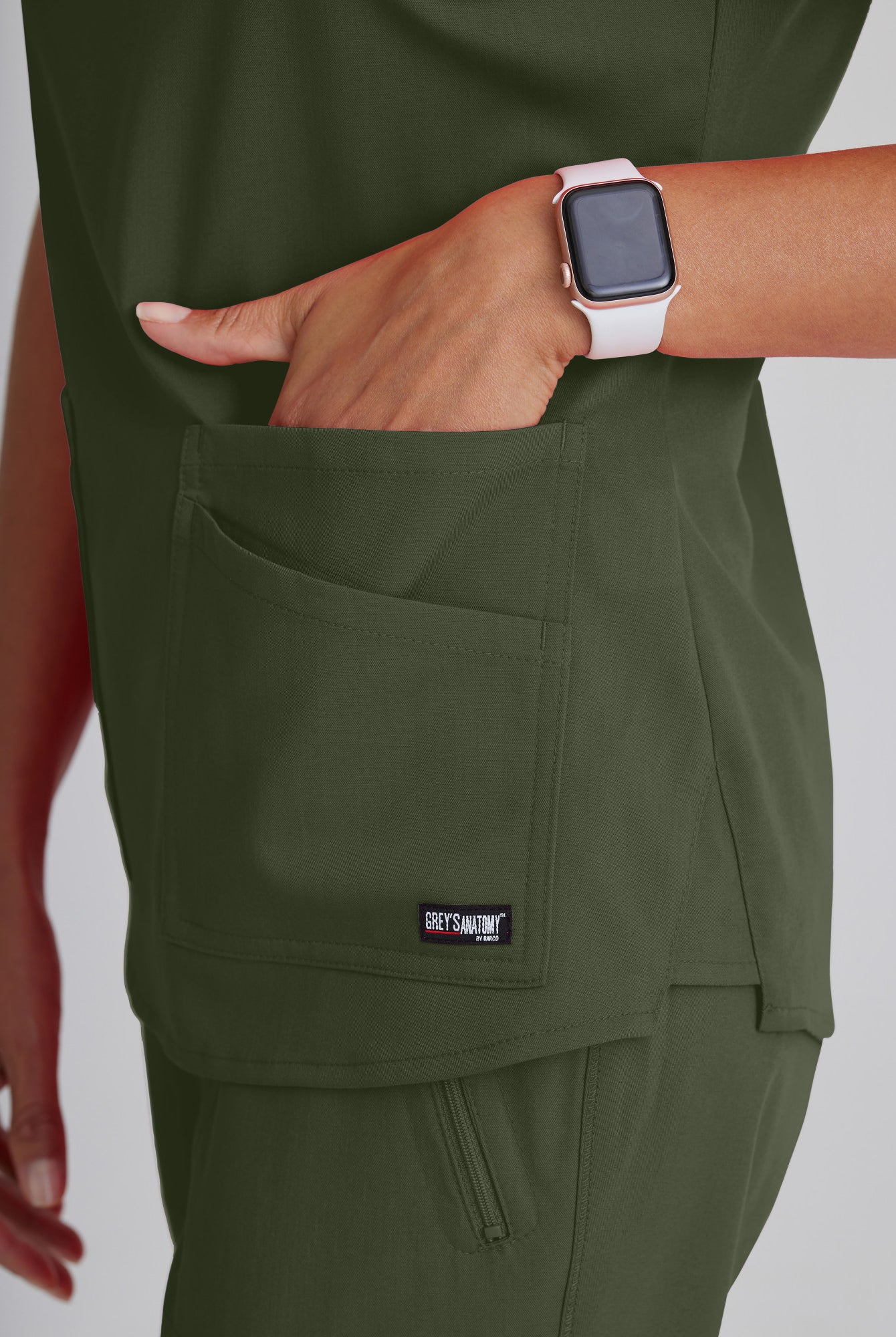 Greys Anatomy Emma 4 pocket  PRE-ORDER PRODUCT | OLIVE