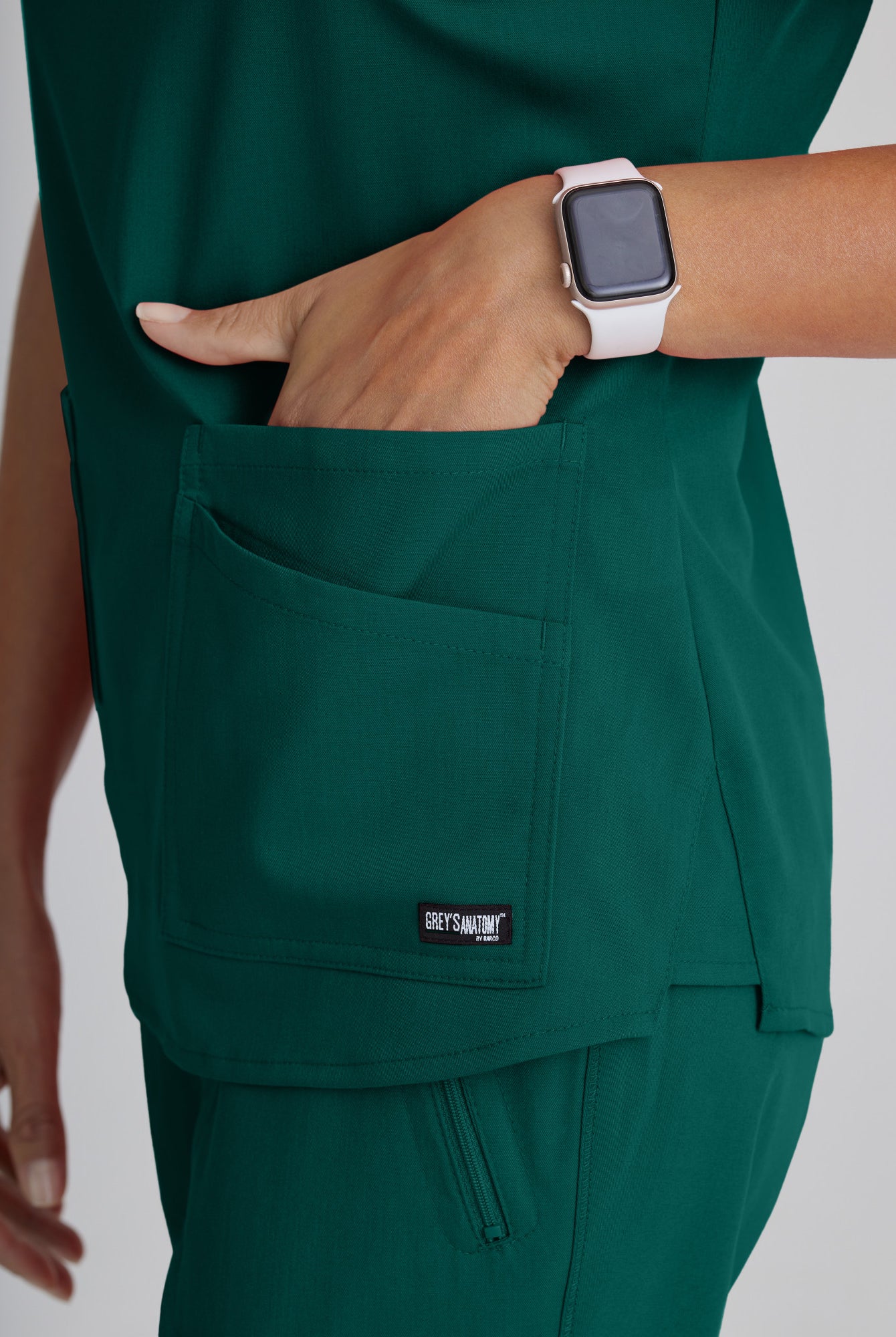 Greys Anatomy Emma 4 pocket  PRE-ORDER PRODUCT | Hunter Green