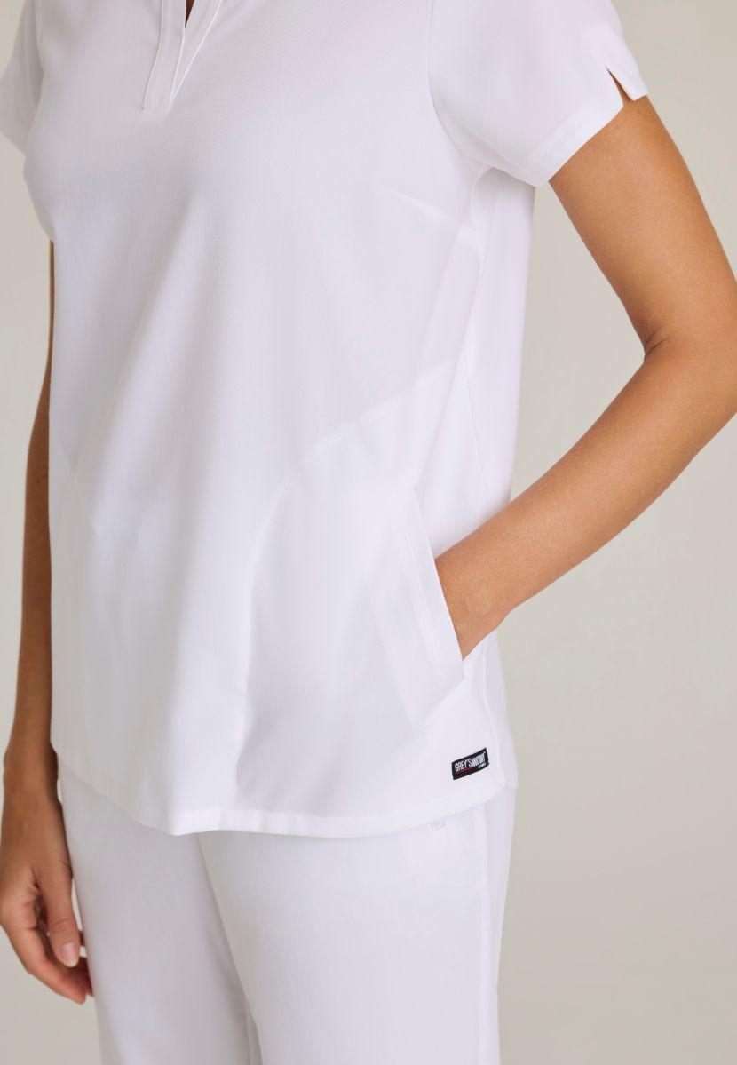 Grey's Anatomy Avery 2 Pocket Banded Collar Top | WHITE