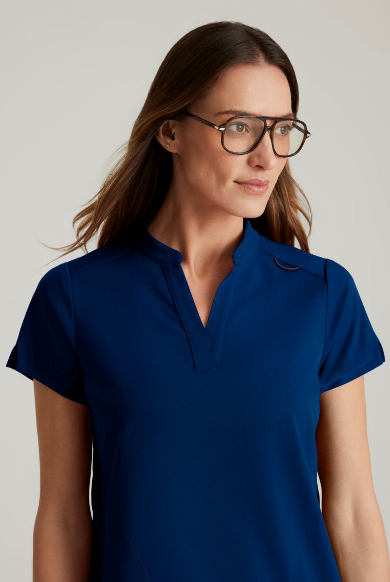Grey's Anatomy Avery 2 Pocket Banded Collar Top | NAVY