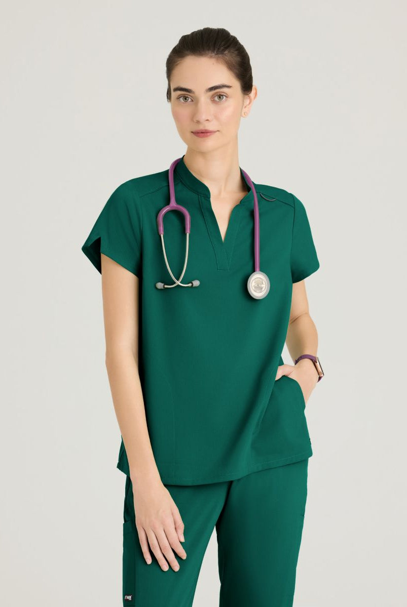 Grey's Anatomy Avery 2 Pocket Banded Collar Top | Hunter Green