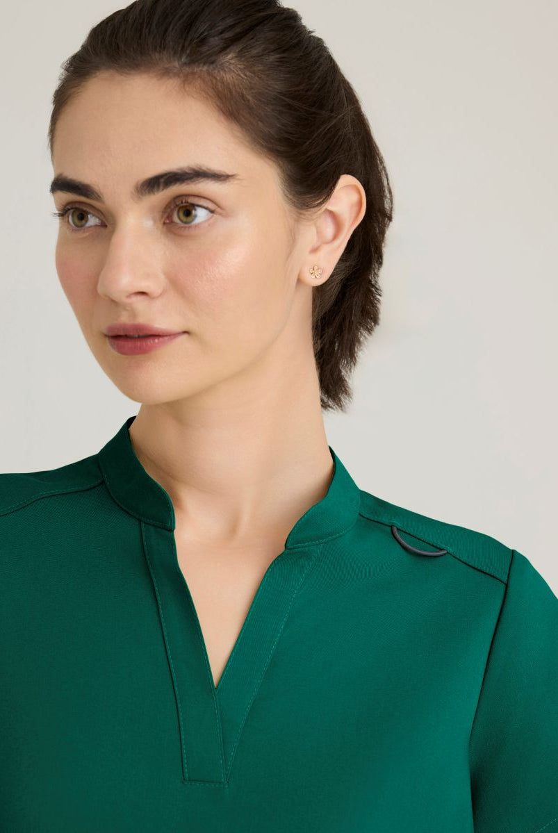 Grey's Anatomy Avery 2 Pocket Banded Collar Top | Hunter Green