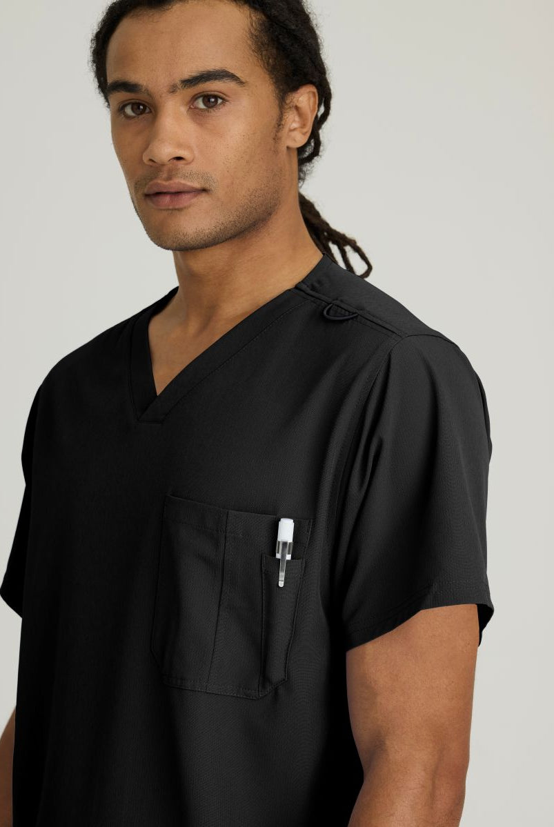 SKECHERS MALE STRUCTURE V-NECK TOP | BLACK