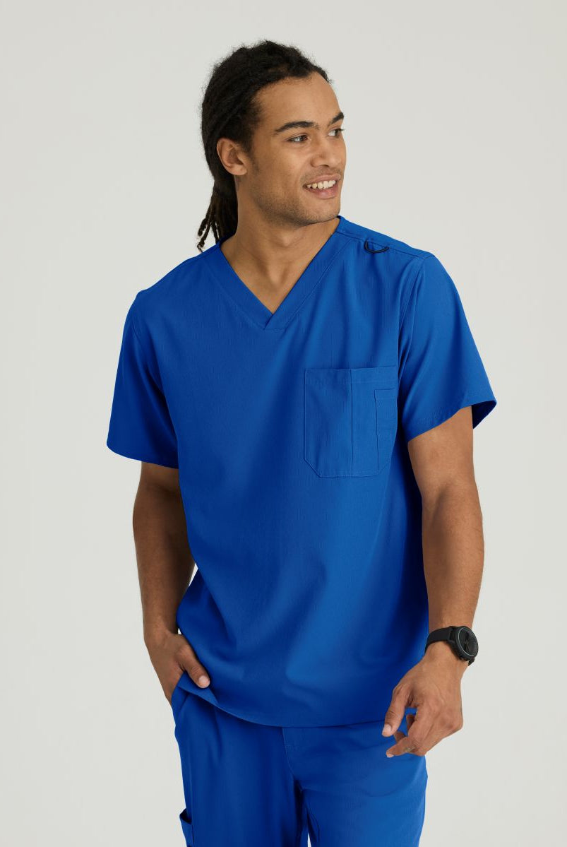 SKECHERS MALE STRUCTURE V-NECK TOP | New Royal