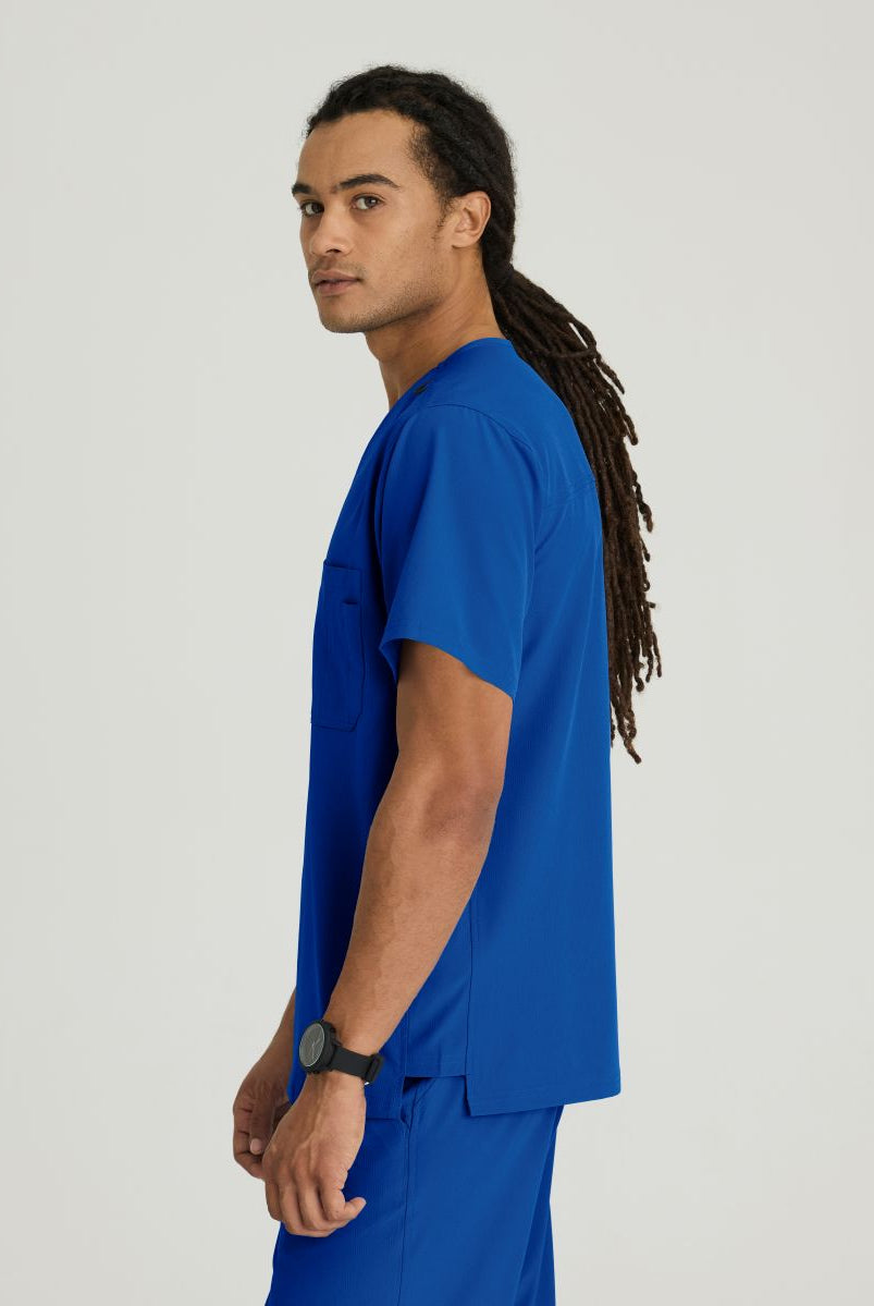 SKECHERS MALE STRUCTURE V-NECK TOP | New Royal