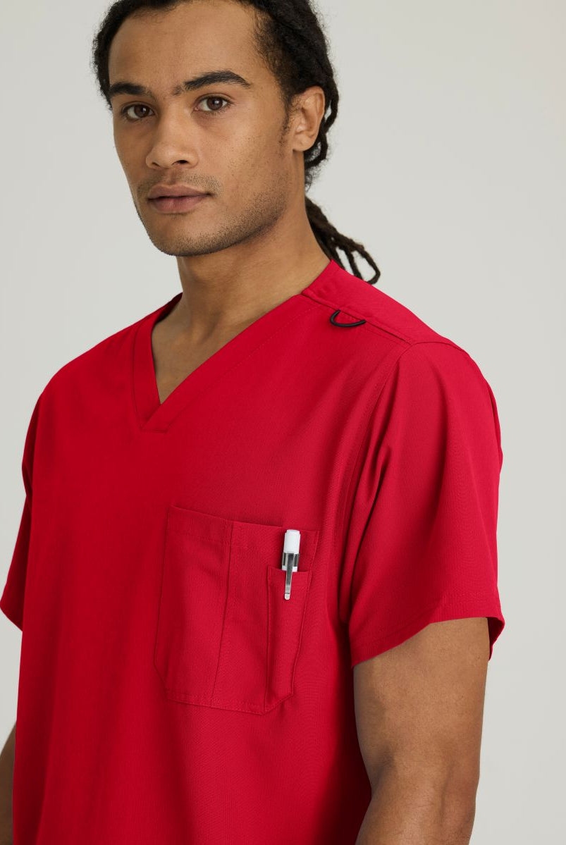 SKECHERS MALE STRUCTURE V-NECK TOP | RED