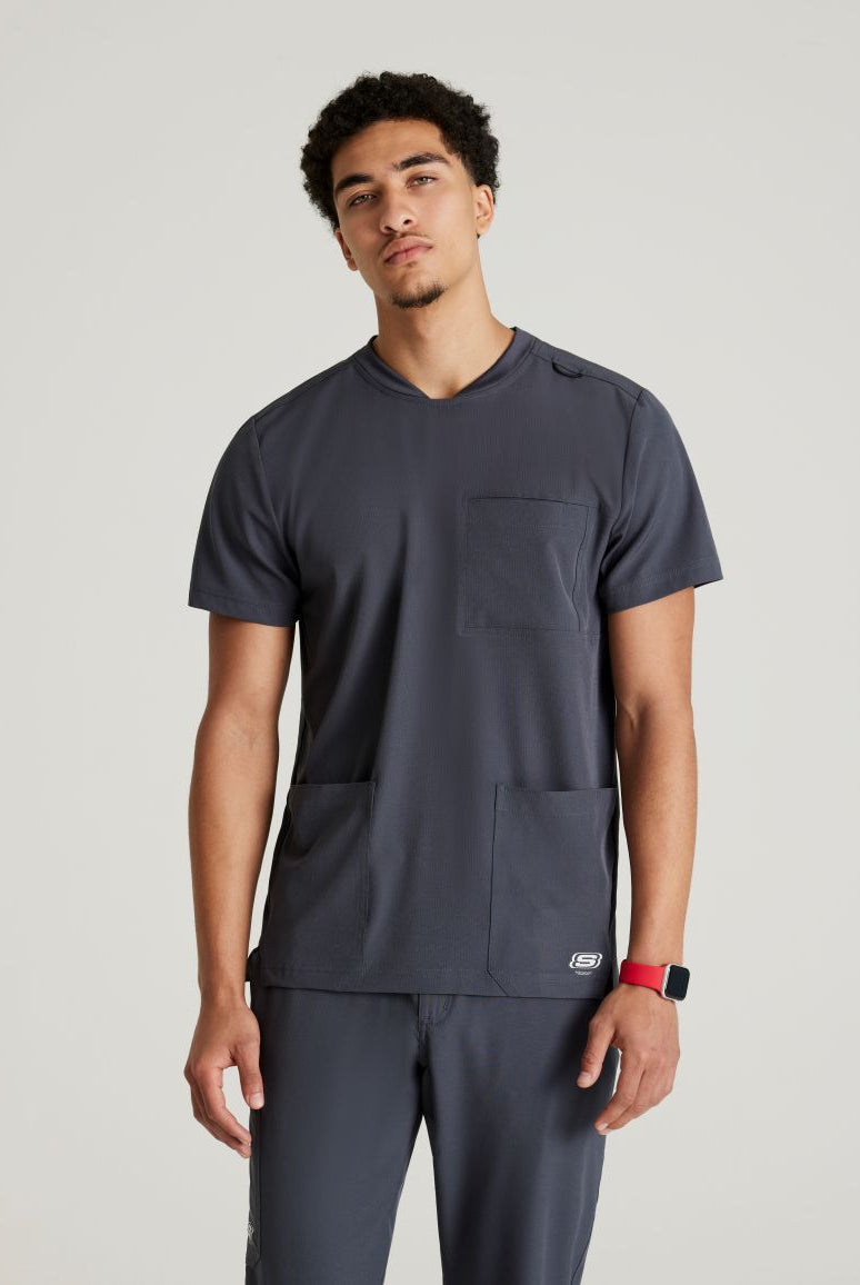 SKECHERS MALE THESIS THREE POCKET, ROUNDED NECKLINE SCRUB TOP | Pewter Grey
