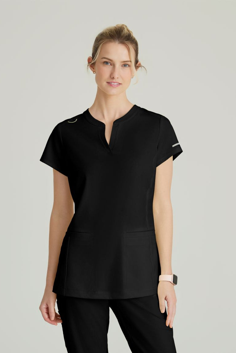Skechers Women's Coast 2-Pocket Banded Collar Top PRE-ORDER PRODUCT | BLACK