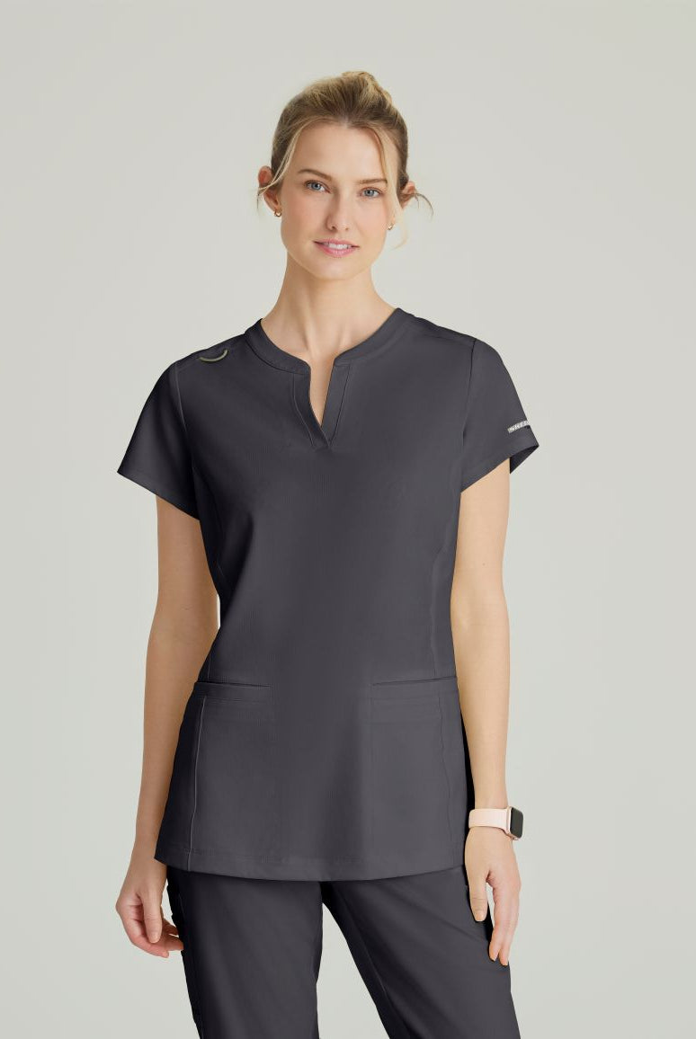 Skechers Women's Coast 2-Pocket Banded Collar Top PRE-ORDER PRODUCT | Pewter Grey