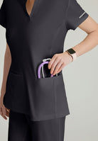 Skechers Women's Coast 2-Pocket Banded Collar Top PRE-ORDER PRODUCT | Pewter Grey