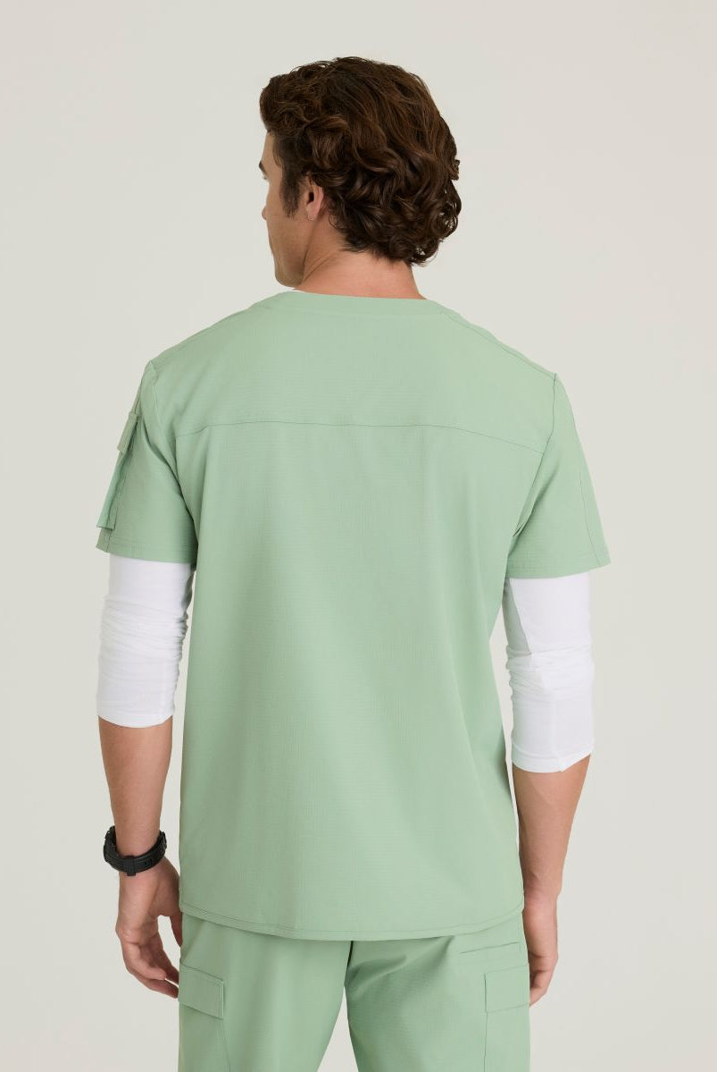 Skechers Station Men's 3 Pocket Round Neck High-Low Hem Top | Field Green