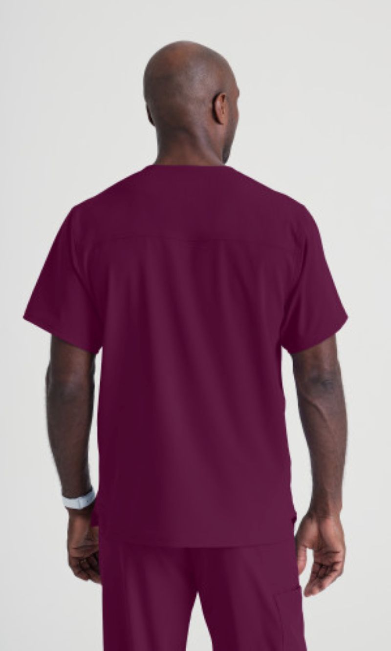SKECHERS MALE STRUCTURE V-NECK TOP | Wine