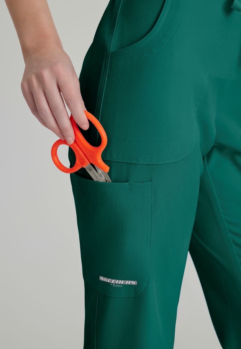 SKECHERS RELIANCE 3-POCKET FLAT FRONT PANTS | Hunter Green