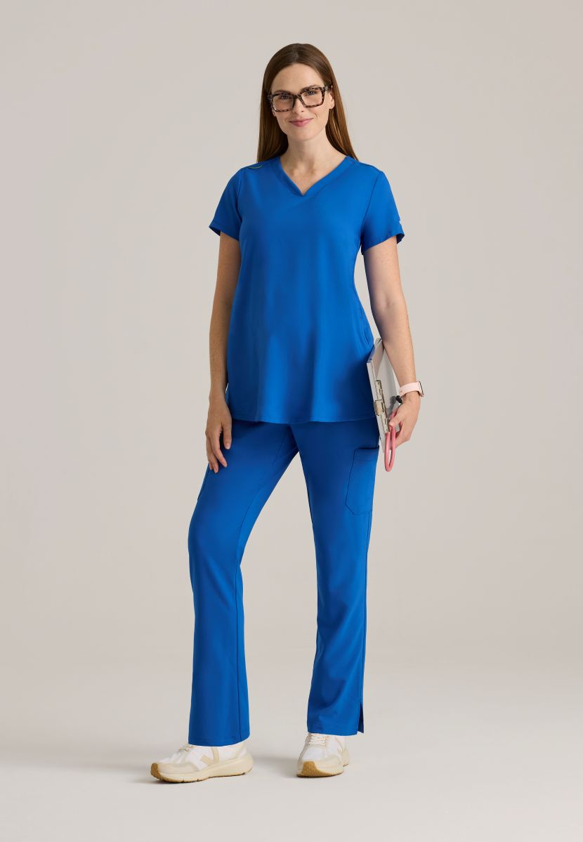 Grey's Anatomy Evolve Promise 2-Pocket Maternity Top | New Royal
