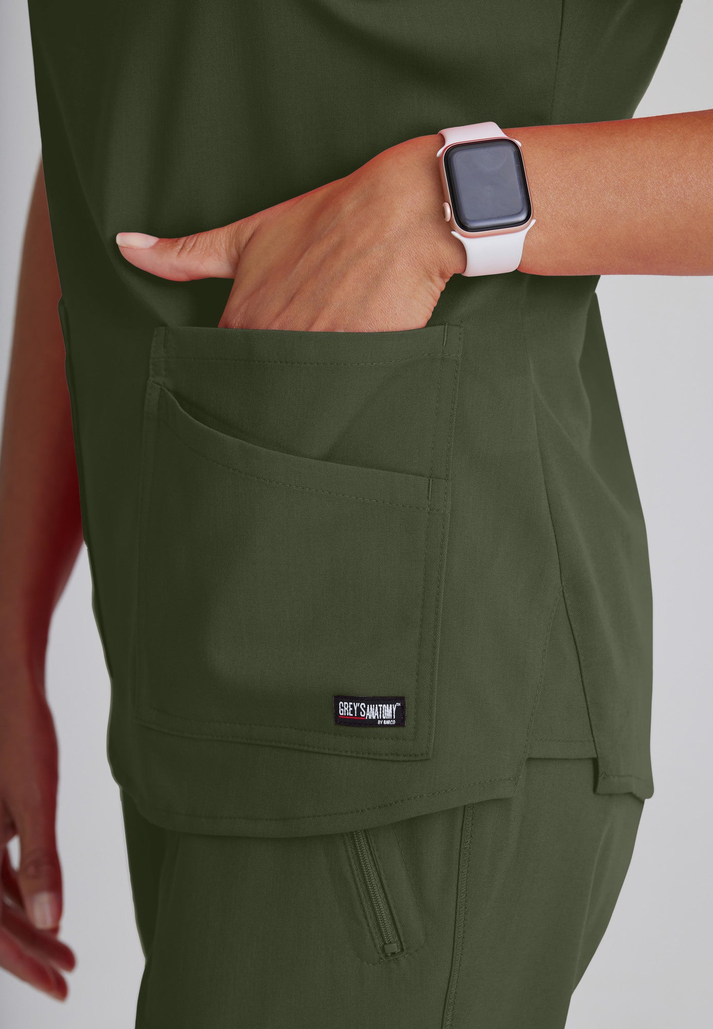 Greys Anatomy Emma 4 pocket  PRE-ORDER PRODUCT | OLIVE