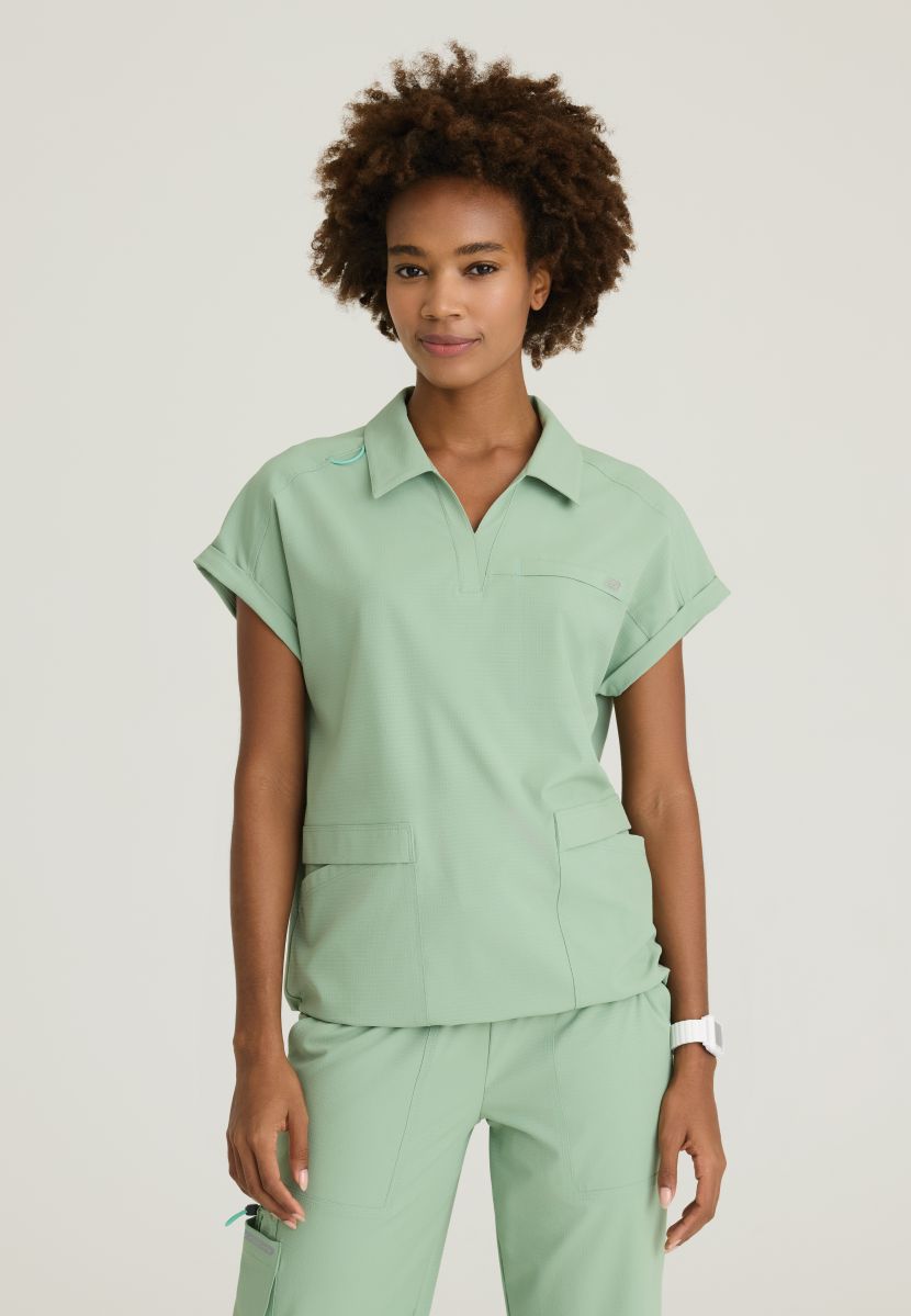 Skechers Charlie Women's 3 Pocket Shirt Collar Dolman Sleeve Top | Field Green