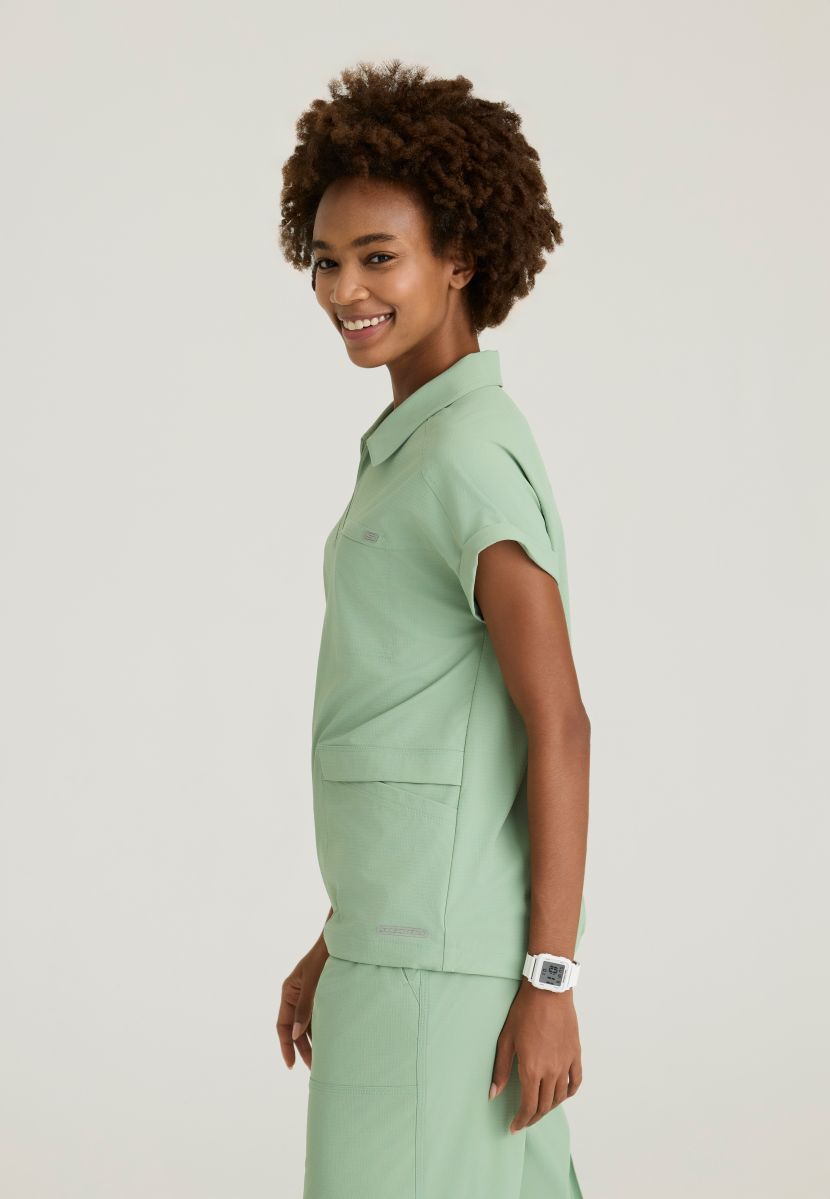Skechers Charlie Women's 3 Pocket Shirt Collar Dolman Sleeve Top | Field Green