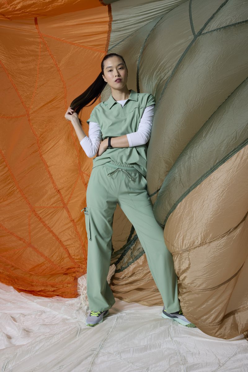 Skechers Charlie Women's 3 Pocket Shirt Collar Dolman Sleeve Top | Field Green