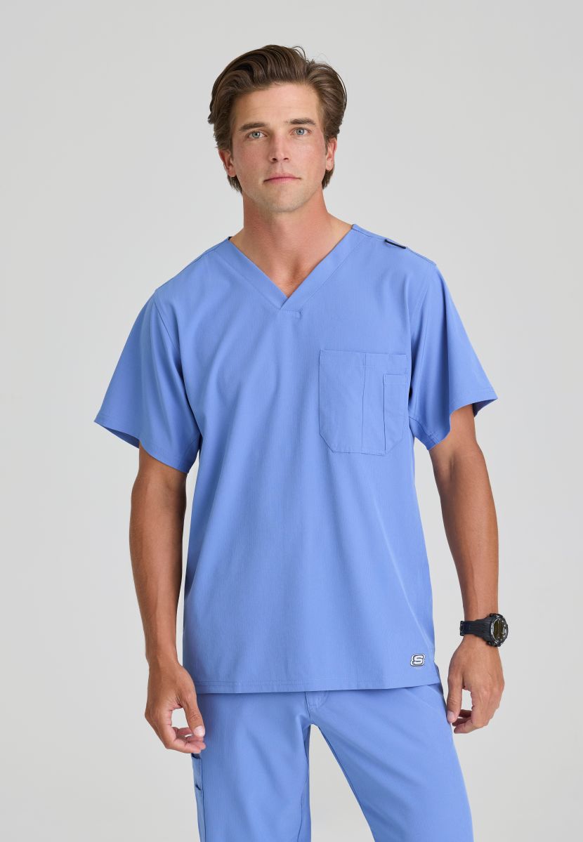 SKECHERS MALE STRUCTURE V-NECK TOP | TRUE CEIL