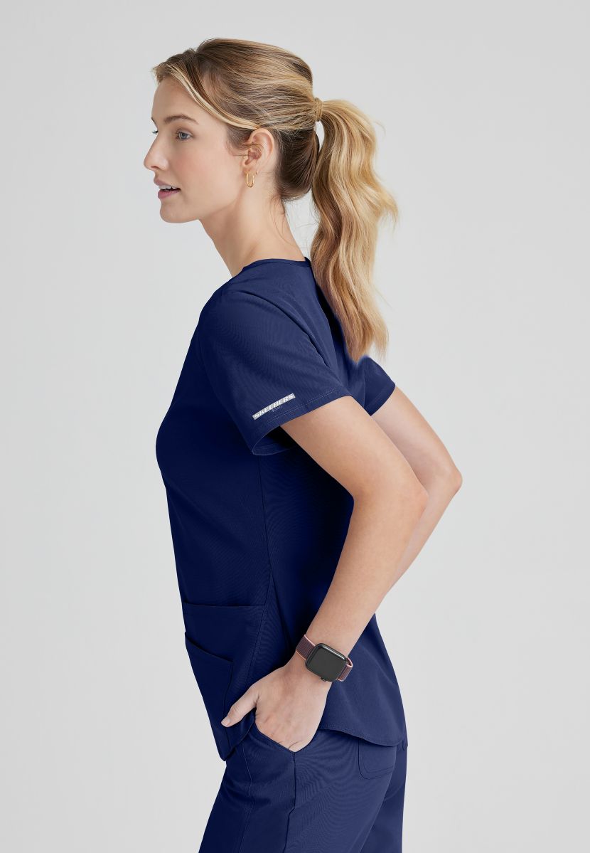 SKECHERS BREEZE 3-POCKET SHAPED HEM TOP | NAVY